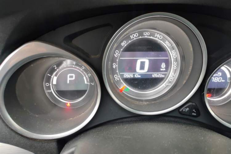 Used Citroen C4L 2016 1.2T Automatic Elite Model Odometer Close Up
