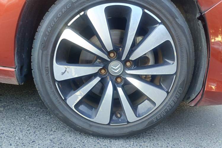 Used Citroen C4L 2016 1.6T Automatic Elite Model Right Front Wheel Hub
