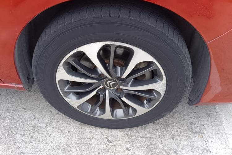 Used Citroen C4L 2016 1.2T Automatic Elite Model Right Front Wheel Hub
