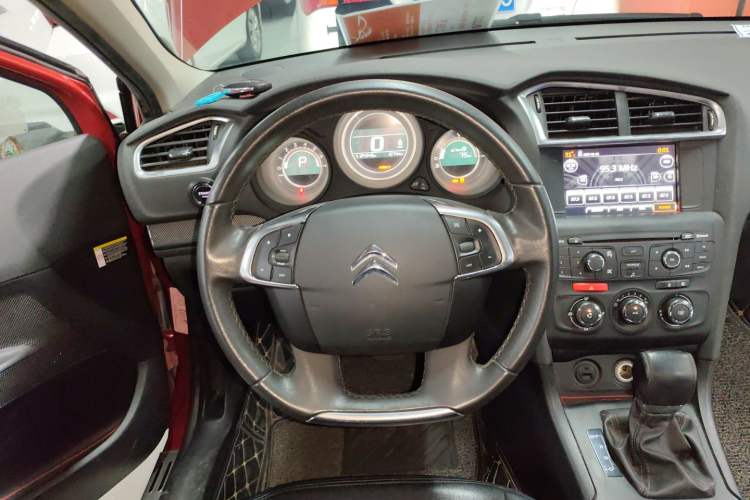 Used Citroen C4L 2016 1.6T Automatic Leading Model Steering Wheel