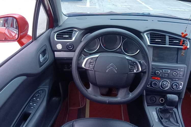 Used Citroen C4L 2016 1.2T Automatic Elite Model Steering Wheel