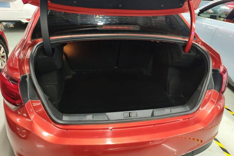 Used Citroen C4L 2016 1.6T Automatic Leading Model Trunk
