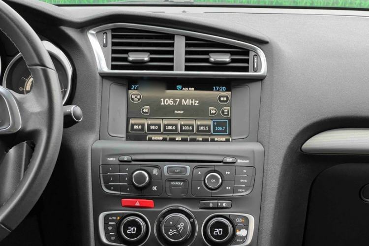 Used Citroen C4L 2016 1.2T Automatic Elite Model Audio And AC Panel