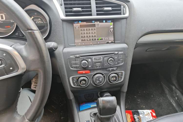 Used Citroen C4L 2016 1.2T Automatic Elite Model Audio And AC Panel