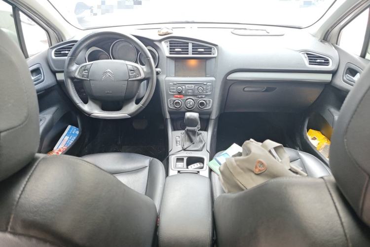 Used Citroen C4L 2016 1.2T Automatic Elite Model Center Console