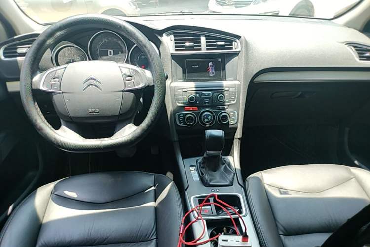 Used Citroen C4L 2016 1.2T Automatic Elite Model Center Console