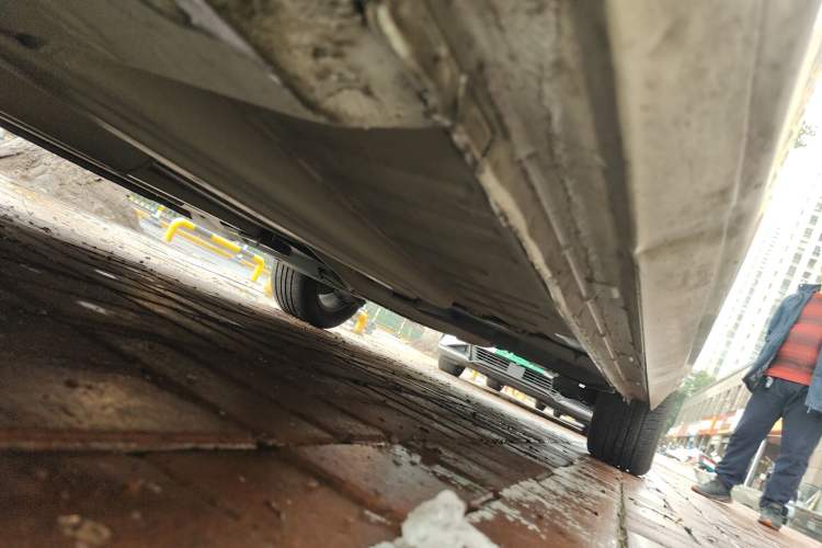 Used Citroen C4L 2016 1.2T Automatic Elite Model Chassis Front Left