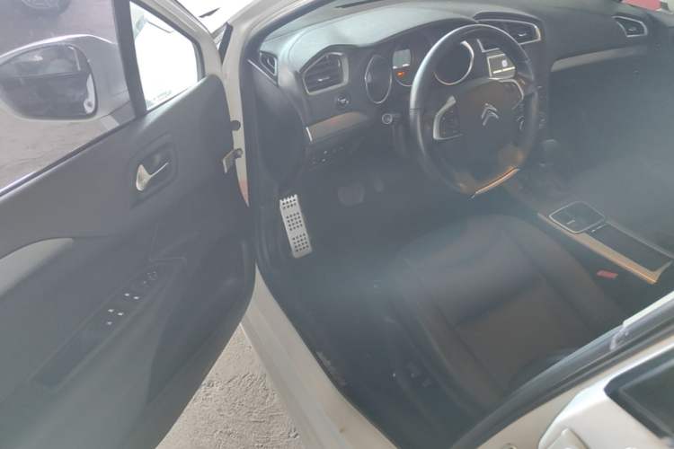 Used Citroen C4L 2016 1.2T Automatic Elite Model Driver Seat