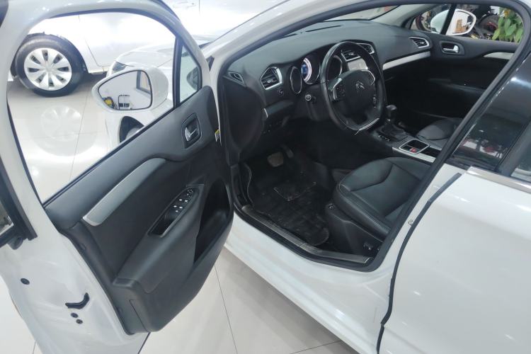 Used Citroen C4L 2016 1.2T Automatic Elite Model Driver Seat