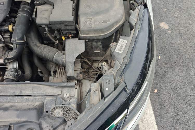 Used Citroen C4L 2016 1.2T Automatic Elite Model Engine Bay Left