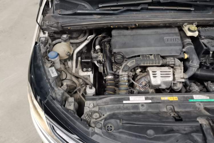 Used Citroen C4L 2016 1.2T Automatic Elite Model Engine Bay Right