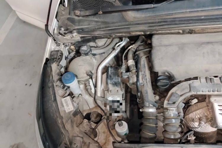 Used Citroen C4L 2016 1.2T Automatic Elite Model Engine Bay Right