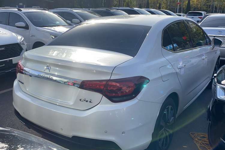 Used Citroen C4L 2016 1.6T Automatic Elite Model Exterior 3