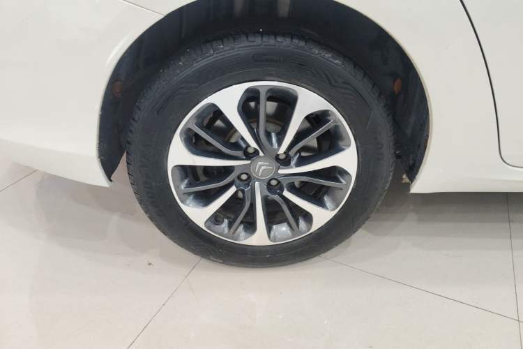 Used Citroen C4L 2016 1.2T Automatic Elite Model Exterior 5