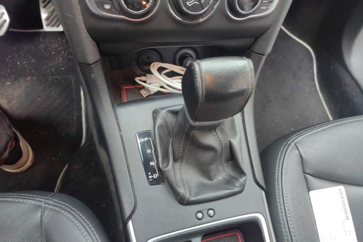 Used Citroen C4L 2016 1.6T Automatic Elite Model Gear Lever