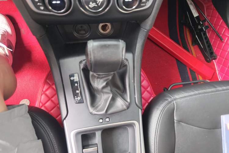 Used Citroen C4L 2016 1.6T Automatic Elite Model Gear Lever