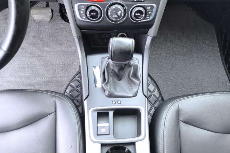 Used Citroen C4L 2016 1.2T Automatic Elite Model Gear Lever