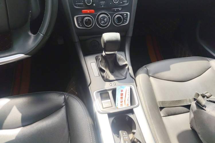 Used Citroen C4L 2016 1.2T Automatic Elite Model Gear Lever