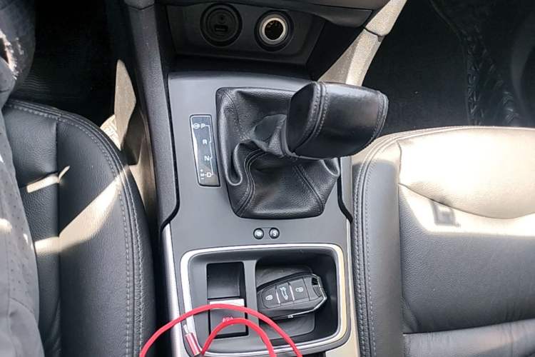 Used Citroen C4L 2016 1.2T Automatic Elite Model Gear Lever