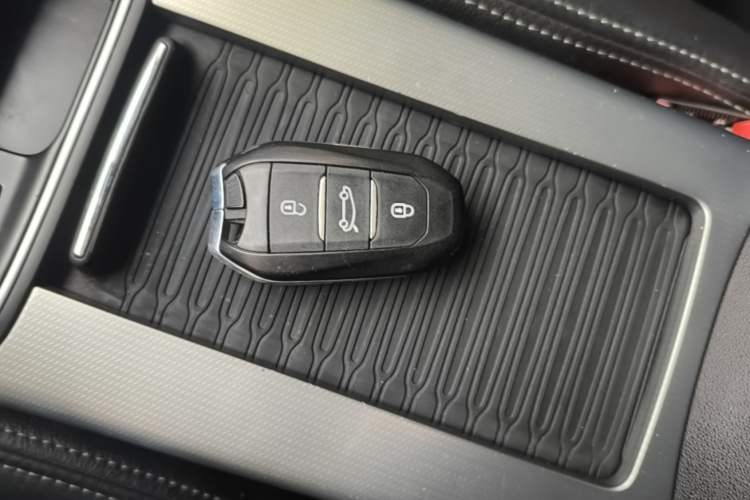 Used Citroen C4L 2016 1.2T Automatic Elite Model Gear Lever