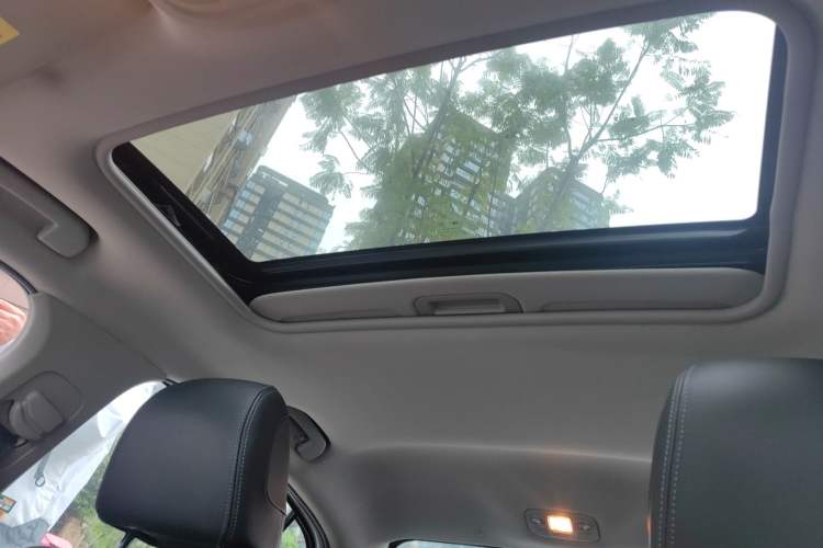 Used Citroen C4L 2016 1.6T Automatic Elite Model Headliner