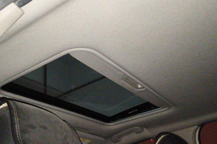 Used Citroen C4L 2016 1.6T Automatic Elite Model Headliner