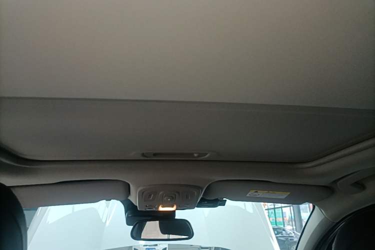 Used Citroen C4L 2016 1.2T Automatic Elite Model Headliner