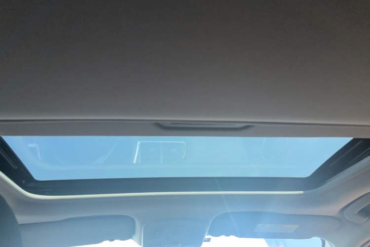 Used Citroen C4L 2016 1.2T Manual Leading Model Headliner