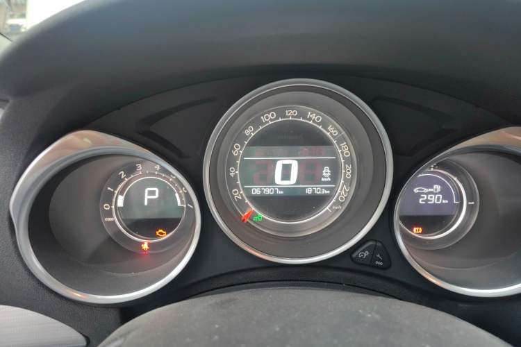 Used Citroen C4L 2016 1.6T Automatic Elite Model Instrument Cluster
