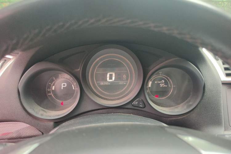Used Citroen C4L 2016 1.2T Automatic Leading Model Instrument Cluster