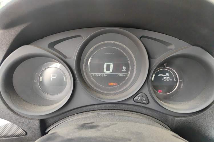 Used Citroen C4L 2016 1.2T Automatic Leading Model Instrument Cluster