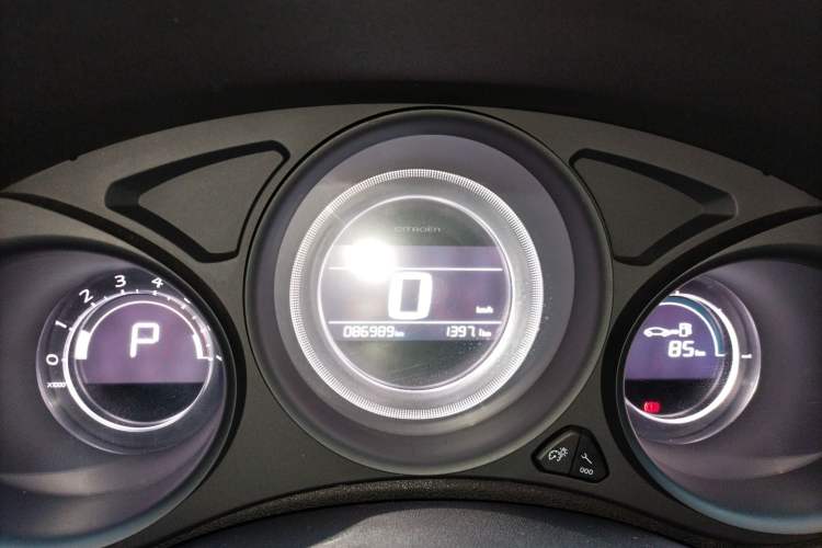 Used Citroen C4L 2016 1.2T Automatic Leading Model Instrument Cluster