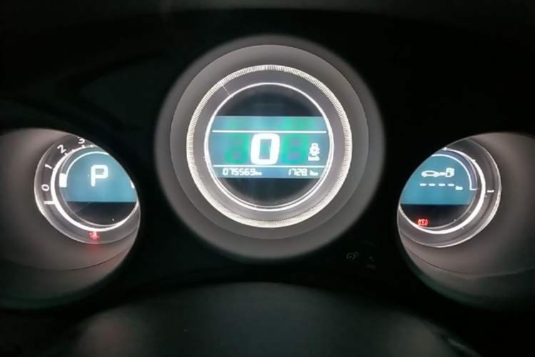Used Citroen C4L 2016 1.2T Automatic Leading Model Instrument Cluster