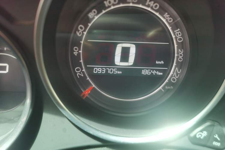 Used Citroen C4L 2016 1.6T Automatic Elite Model Instrument Cluster