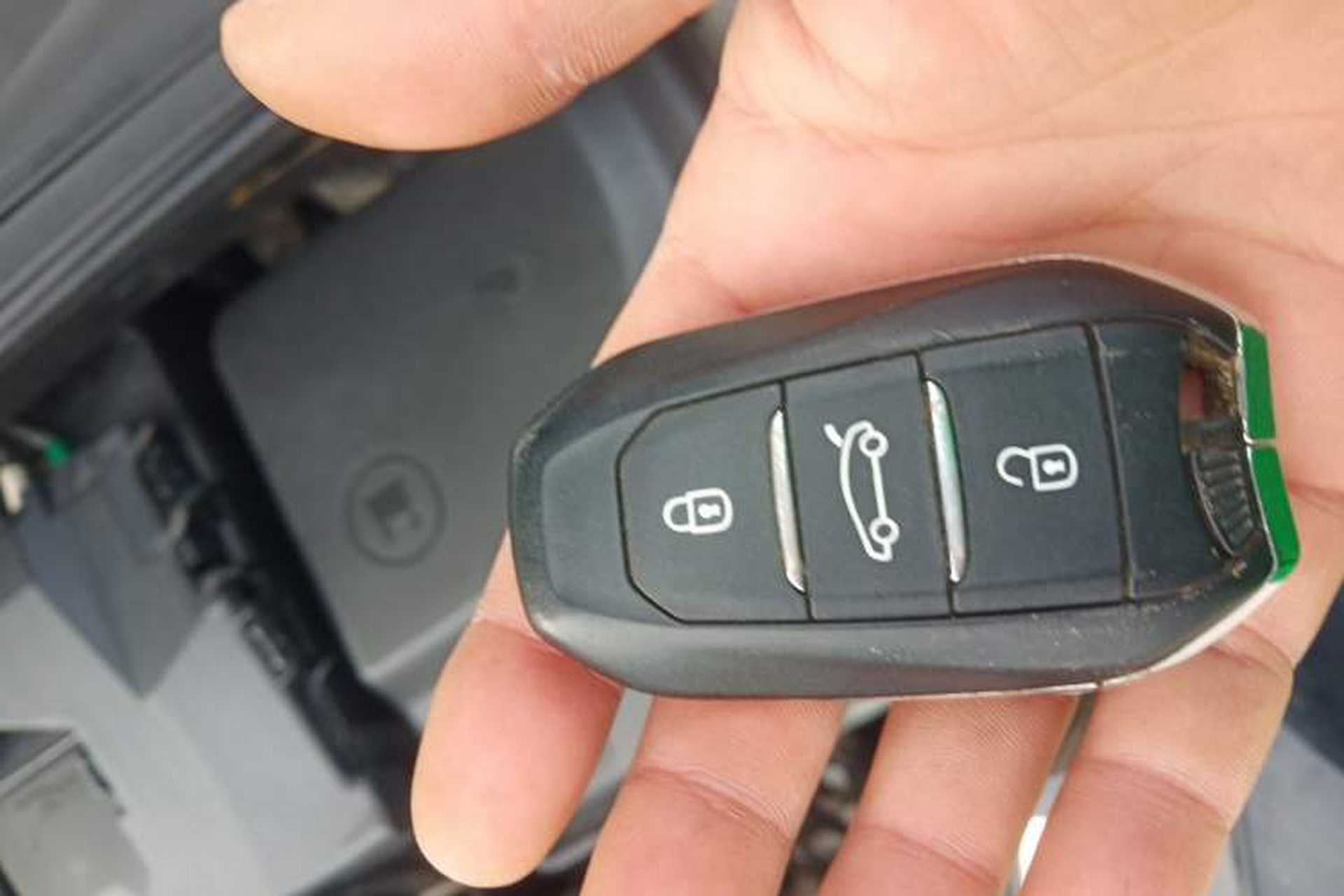 Used Citroen C4L 2016 1.6T Automatic Elite Model Interior 1