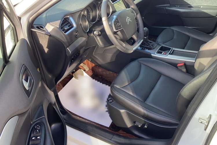 Used Citroen C4L 2016 1.6T Automatic Elite Model Interior 2
