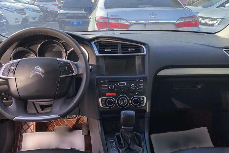 Used Citroen C4L 2016 1.6T Automatic Elite Model Interior 3