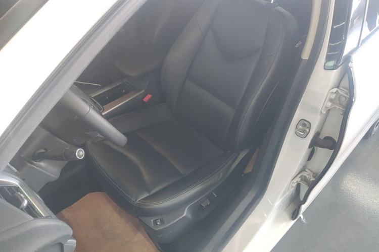Used Citroen C4L 2016 1.6T Automatic Elite Model Left Front Seat