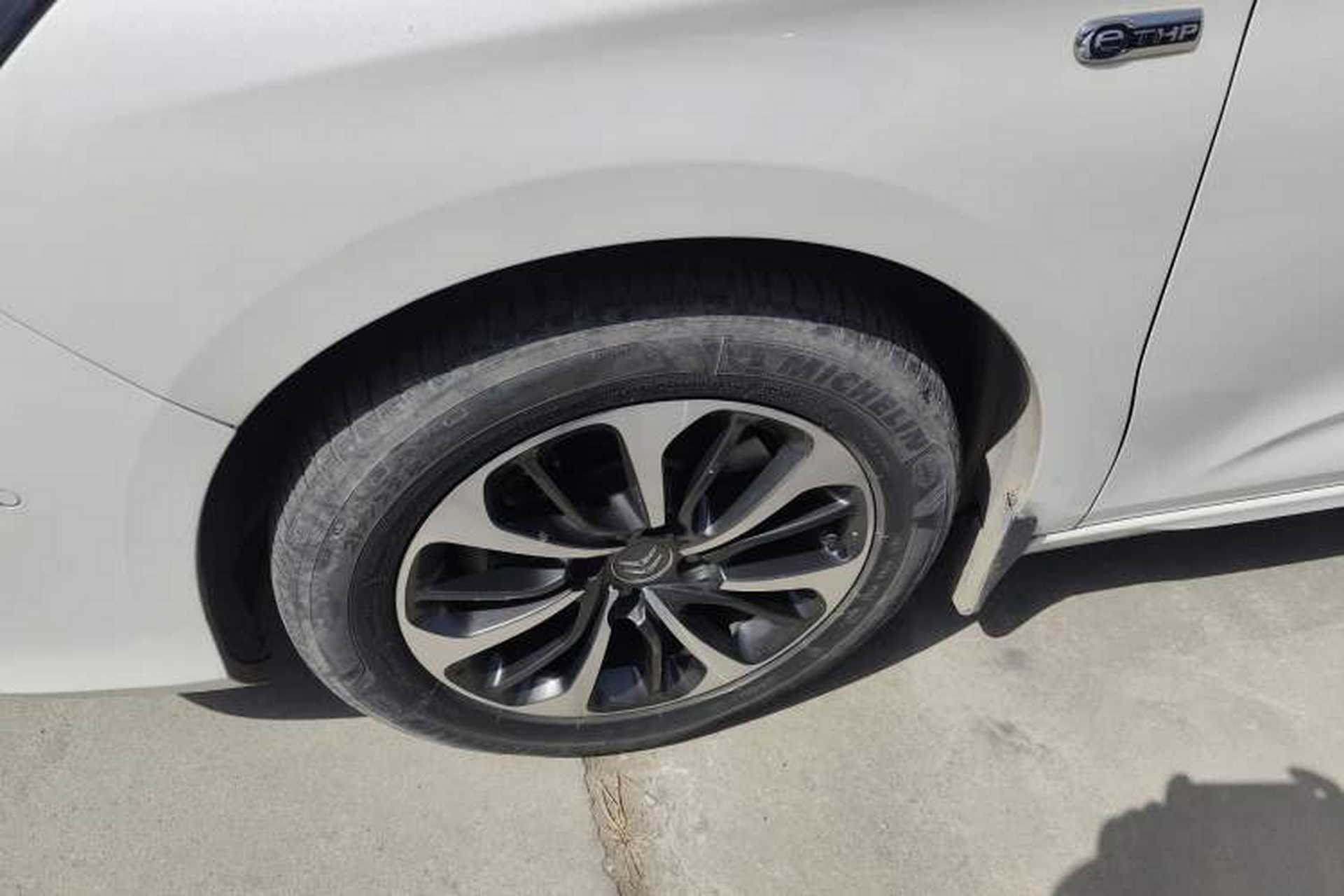 Used Citroen C4L 2016 1.2T Automatic Elite Model Left Front Wheel Hub