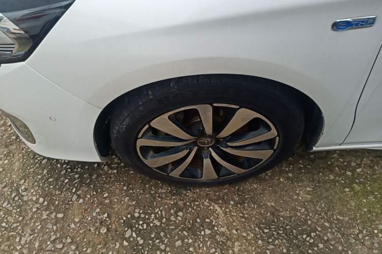 Used Citroen C4L 2016 1.6T Automatic Elite Model Left Front Wheel Hub