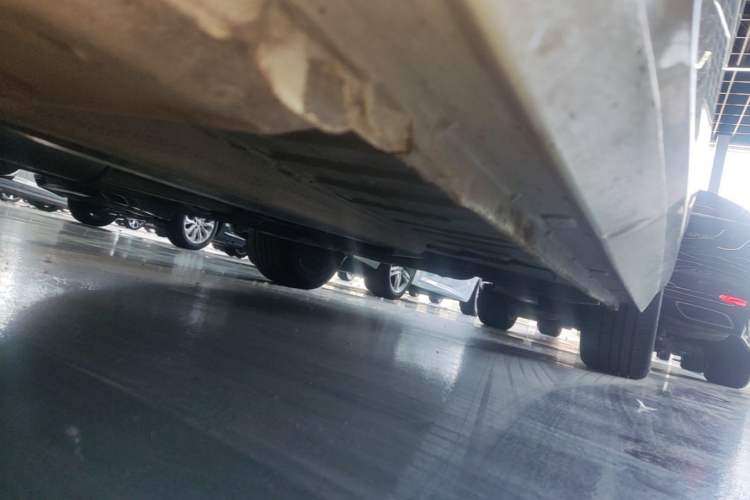 Used Citroen C4L 2016 1.6T Automatic Elite Model Left Side Sill
