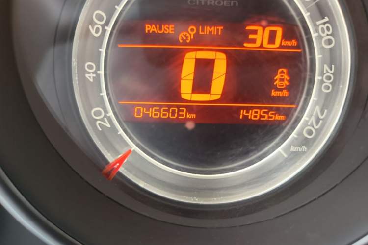 Used Citroen C4L 2016 1.6T Automatic Elite Model Odometer Close Up