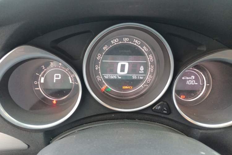 Used Citroen C4L 2016 1.2T Automatic Elite Model Odometer Close Up