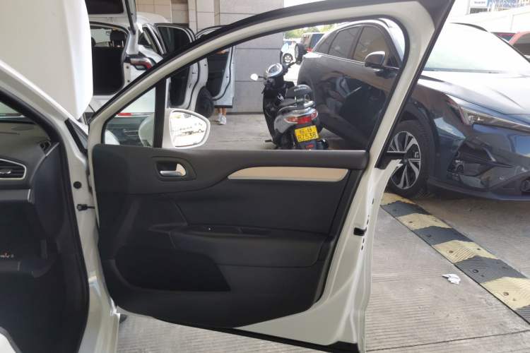 Used Citroen C4L 2016 1.6T Automatic Elite Model Right Front Door Interior