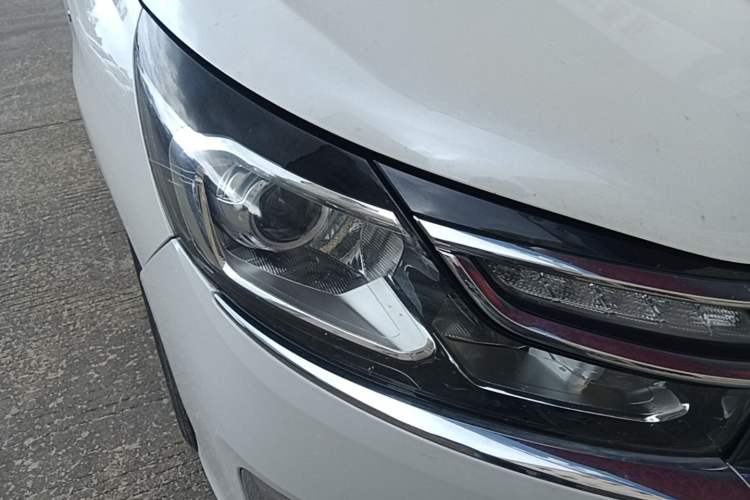Used Citroen C4L 2016 1.6T Automatic Leading Model Right Front Headlight