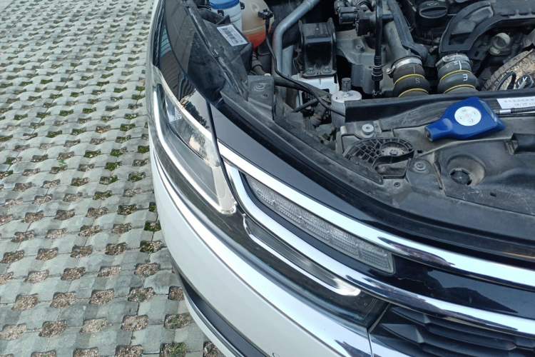 Used Citroen C4L 2016 1.2T Automatic Elite Model Right Front Headlight