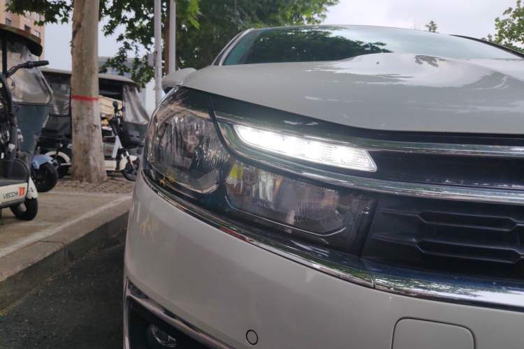 Used Citroen C4L 2016 1.6T Automatic Elite Model Right Front Headlight