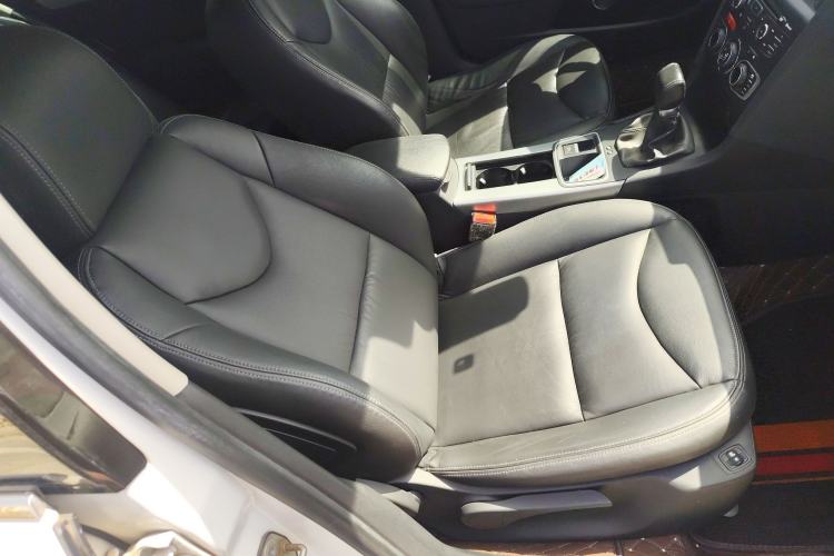 Used Citroen C4L 2016 1.2T Automatic Elite Model Right Front Seat