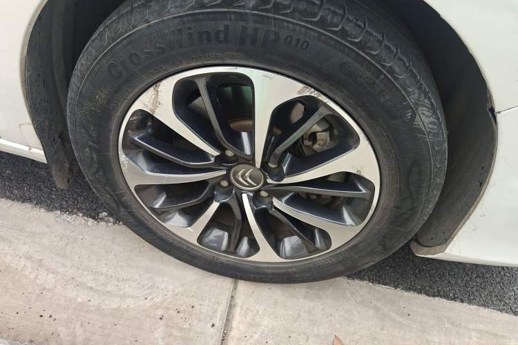 Used Citroen C4L 2016 1.2T Automatic Elite Model Right Front Wheel Hub