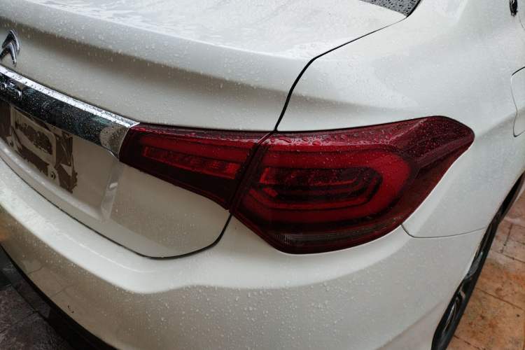 Used Citroen C4L 2016 1.2T Automatic Leading Model Right Rear Taillight